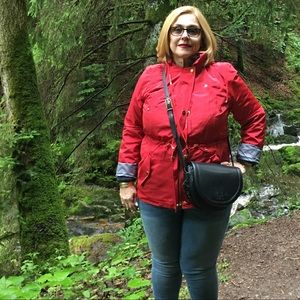 Meet your Posher, Maria